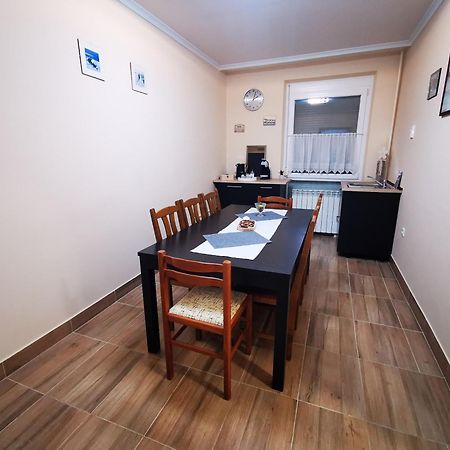 Central Park Apartman Szekszárd Εξωτερικό φωτογραφία