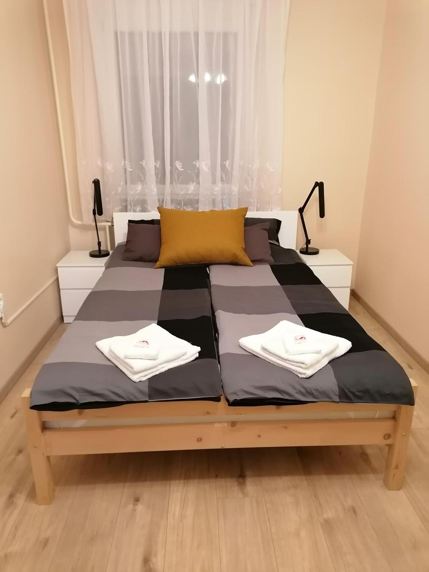 Central Park Apartman Szekszárd Εξωτερικό φωτογραφία