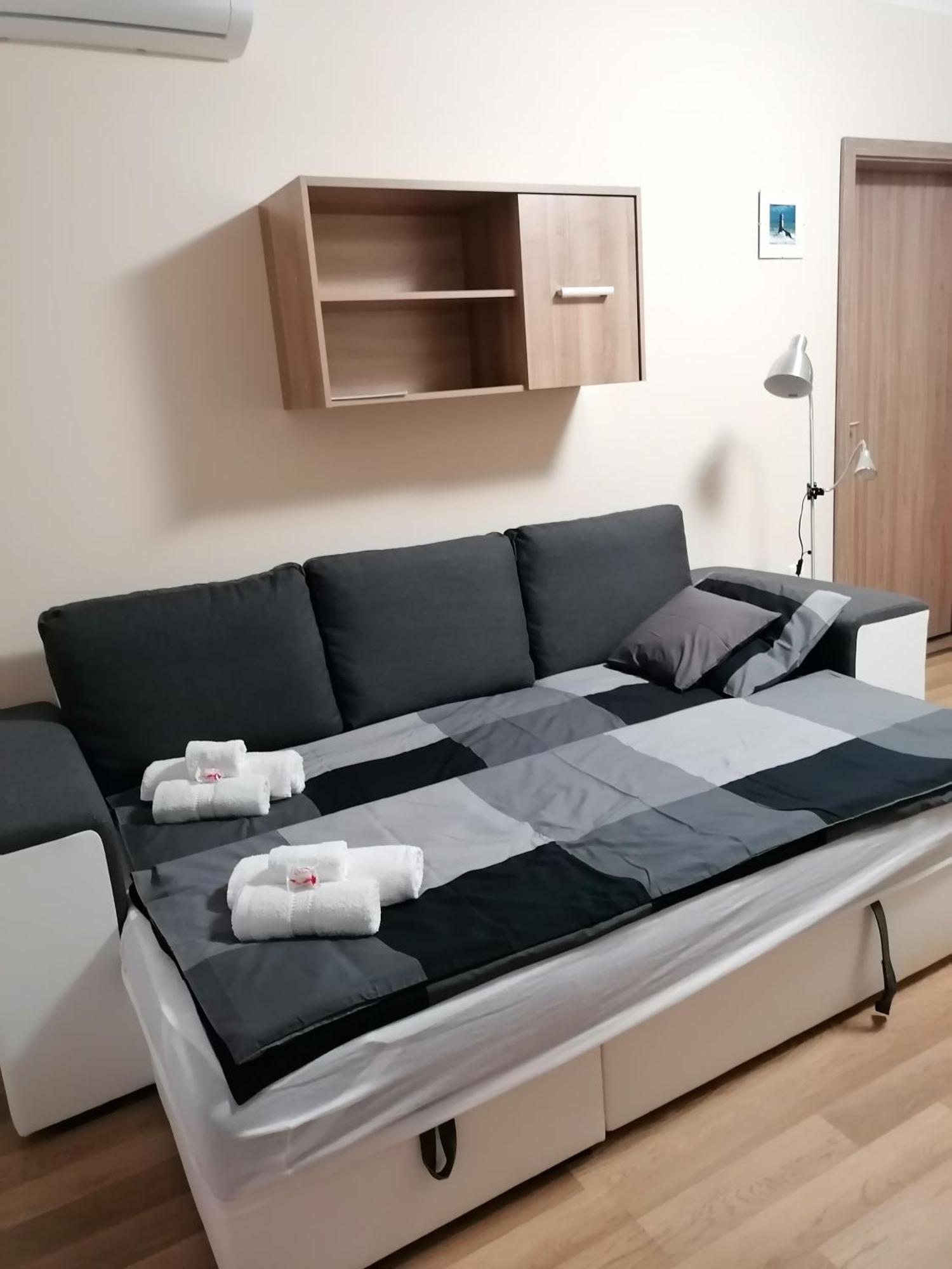 Central Park Apartman Szekszárd Εξωτερικό φωτογραφία