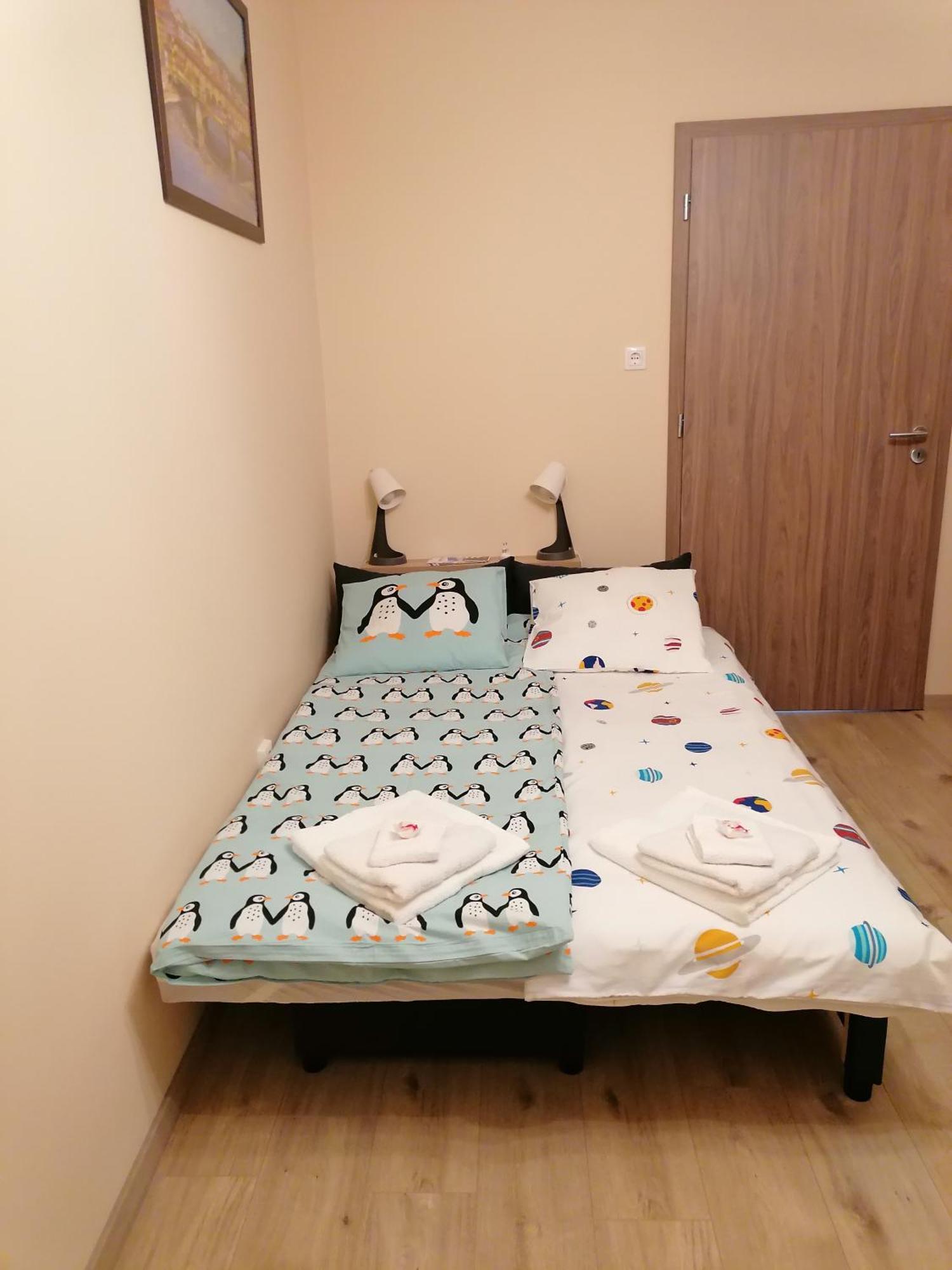 Central Park Apartman Szekszárd Εξωτερικό φωτογραφία