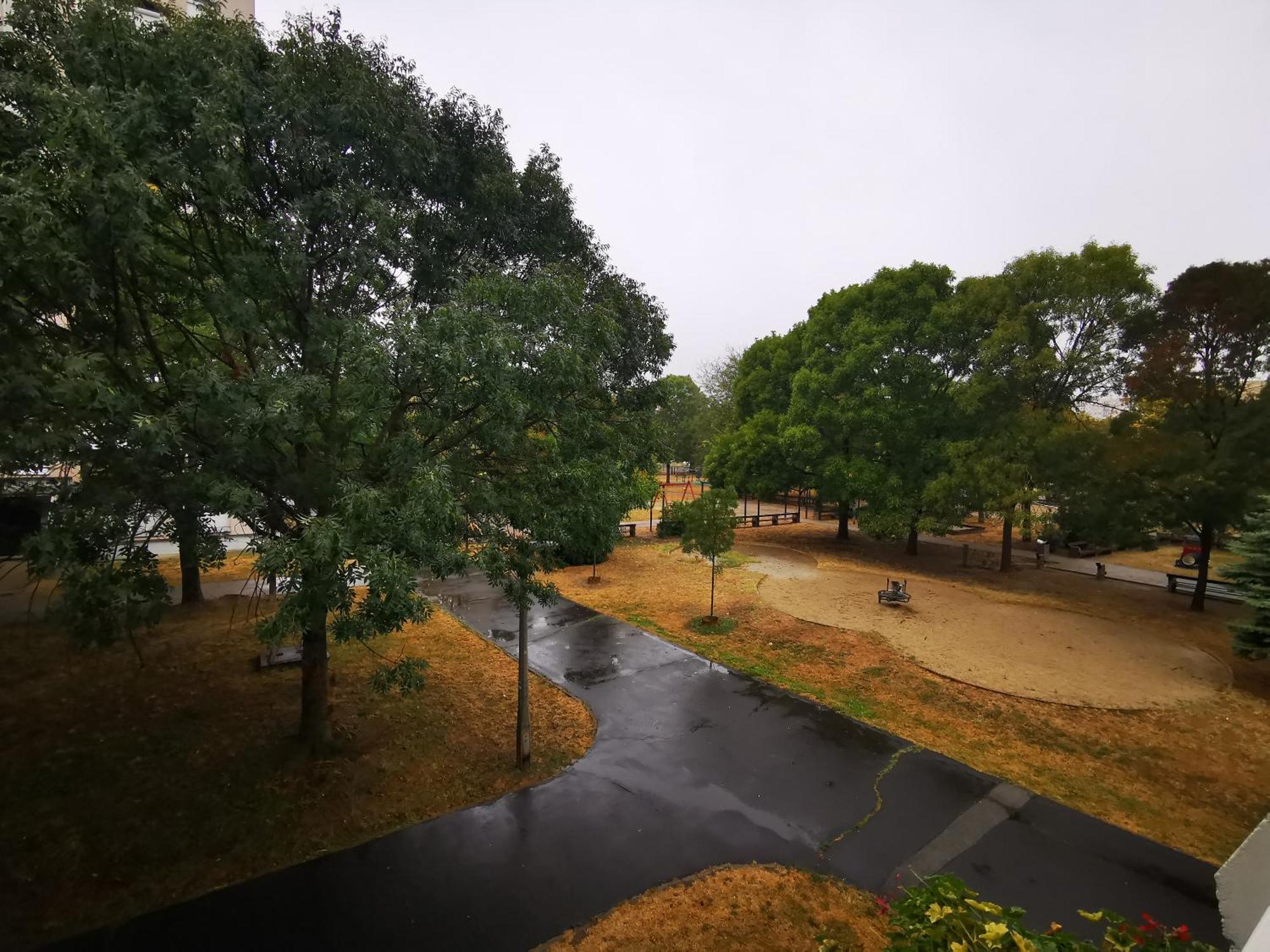 Central Park Apartman Szekszárd Εξωτερικό φωτογραφία